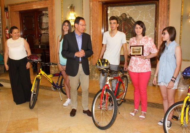 El Ayuntamiento premia a los escolares que quieren ser conductores y peatones responsables - 4, Foto 4