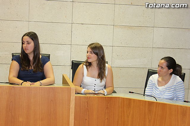 El ayuntamiento agradece a los estudiantes totaneros de la Universidad de Murcia la participacin en el Proyecto de Refuerzo Educativo - 4