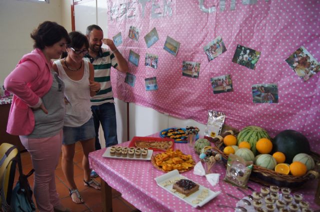 Más de 100 niños participan en las actividades de cocina, pintura, moldeado y fotografía - 2, Foto 2