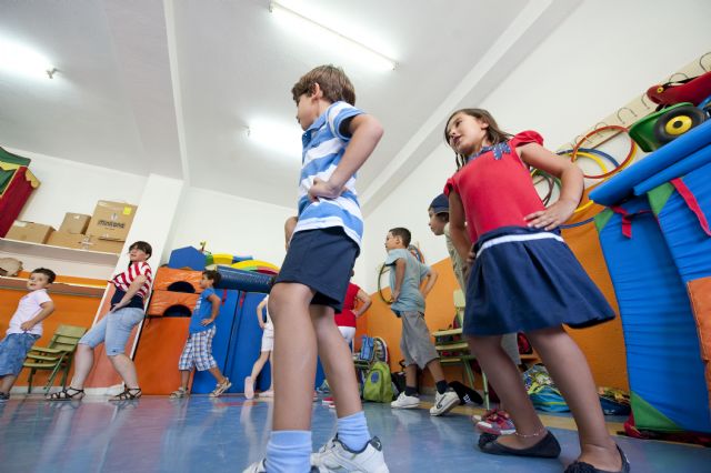 La edil de Educación visita este viernes los Talleres del Mar y las Colonias Musicales - 1, Foto 1