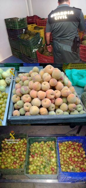 La Guardia Civil recupera en un mercadillo semanal de El Palmar-Murcia más de dos toneladas de fruta sustraída - 3, Foto 3