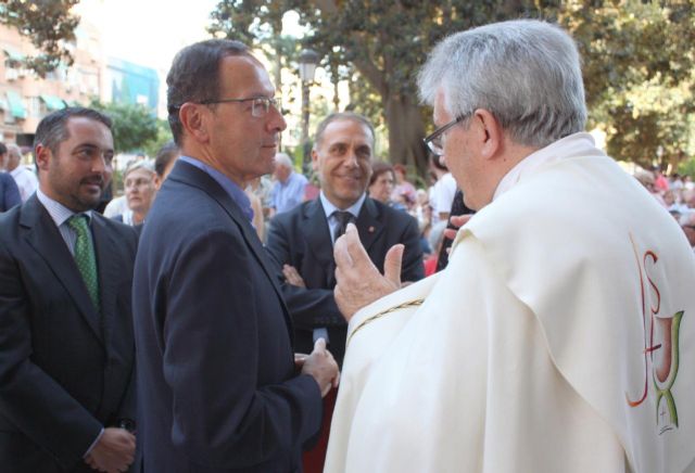 Manto de flores para la Virgen del Carmen - 3, Foto 3