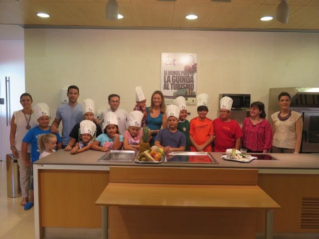 El Instituto de Turismo acoge una sesión para formar a familias en cocina saludable - 1, Foto 1