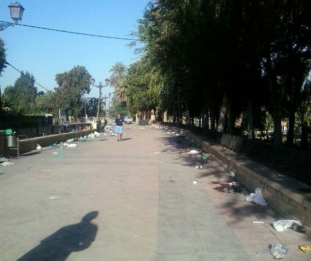 El Grupo Socialista considera insuficiente la limpieza en el entorno del Jardín Malecón durante la Feria de Septiembre - 1, Foto 1