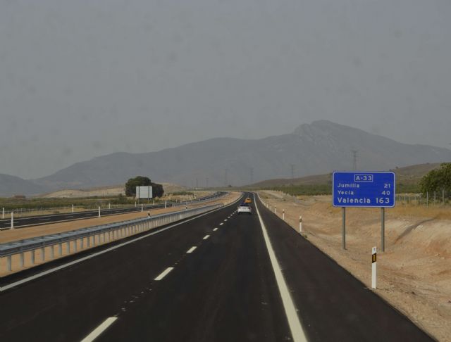 El Ministerio de Fomento incluye el tramo Jumilla-Yecla de la A-33 como inversión destacada para el 2015 con más de 25 millones de euros - 2, Foto 2