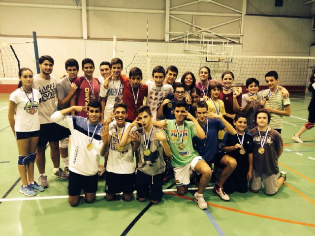 34 jugadores participan en el Torneo de Voleibol de los Juegos - 1, Foto 1