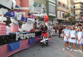 Luz y color con el tradicional Desfile de Puerto Lumbreras14 en el que han participado cerca de 30 carrozas y grupos de animacin