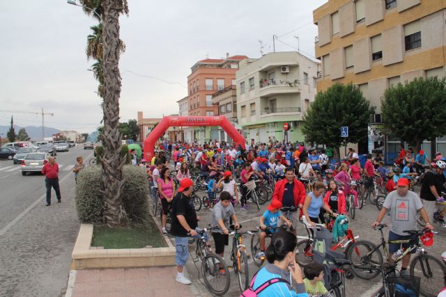 'En Forma Pedaleando' 2014 congregó a un millar de lumbrerenses en su tradicional recorrido urbano en bicicleta - 2, Foto 2