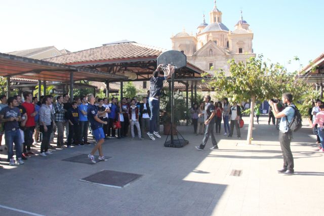 El UCAM Murcia CB visita la semana informativa de la universidad - 2, Foto 2