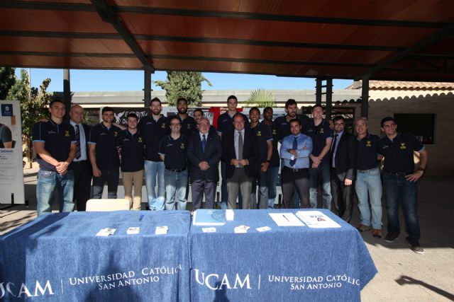 Comienza la Semana Informativa Universitaria de la UCAM - 1, Foto 1