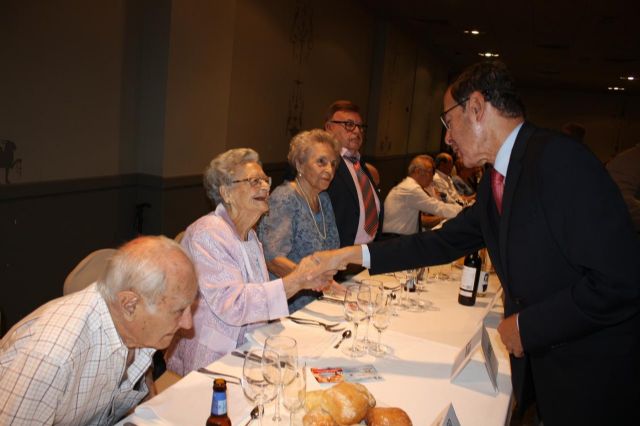 Isabel Cascales y Francisco Martínez, elegidos Abuelos del Año de los centros de mayores - 2, Foto 2