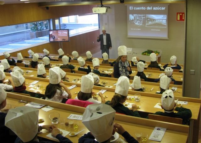 150 escolares celebran el ´Día del Gusto y del Producto´ en el Centro de Cualificación Turística - 1, Foto 1