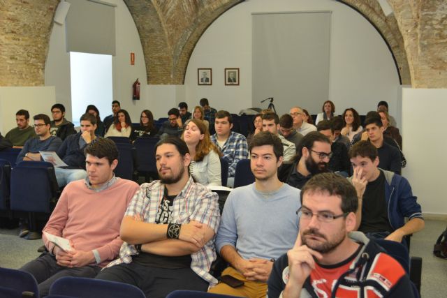 Las profesiones digitales atraen a numerosos estudiantes de la UPCT a la Jornada de Puertas Abiertas de Red.es - 2, Foto 2