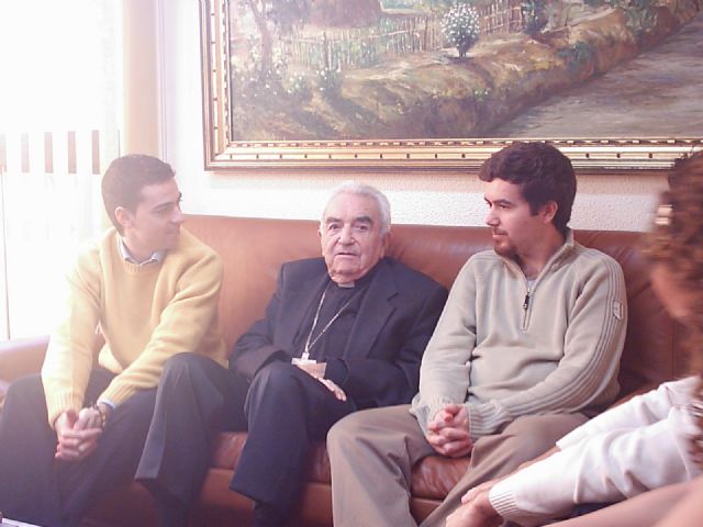 “Los jóvenes murcianos recordarán a Don Javier Azagra, desde el agradecimiento a su cercanía y la fuerza de su mensaje vital” - 2, Foto 2