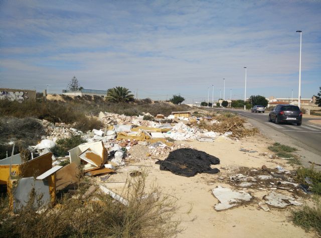 UPyD pide mayor lucha contra los micro-vertederos en San Pedro del Pinatar - 2, Foto 2