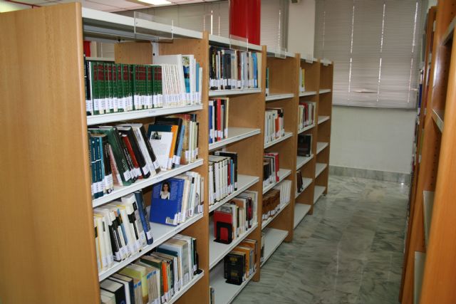 La Biblioteca Municipal de Cehegín se suma al servicio de libros electrónicos 'eBiblioMurcia' - 1, Foto 1