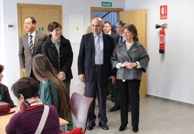 Garre reconoce la gran labor de las entidades sociales, como aliados imprescindibles de la Administración en la atención a la discapacidad - 2, Foto 2