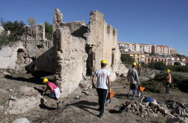 El desempleo en Caravaca desciende en 113 personas durante el mes de noviembre - 1, Foto 1