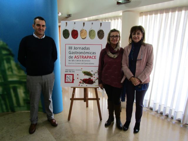 Astrapace une solidaridad y gastronomía  en el Centro Comercial Centrofama - 1, Foto 1