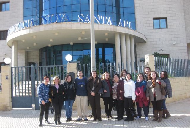 Las visitas a residencias de mayores completan la formación de los alumnos de la ADLE - 2, Foto 2