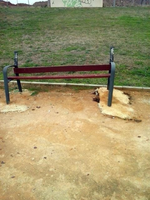 La edil Martínez Cachá también da la espalda a los vecinos de barios y pedanías - 3, Foto 3