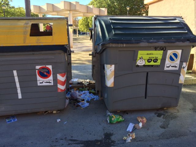 El Grupo Socialista denuncia el abandono de la Urbanización Conde de Montemar en El Puntal - 2, Foto 2