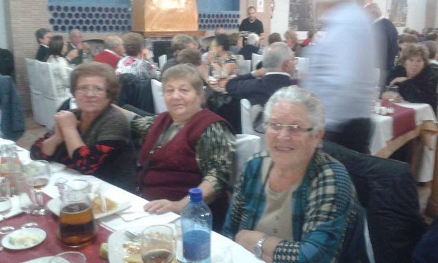 Más de doscientos mayores de Alguazas reciben la Navidad a ritmo de excursión, almuerzo de convivencia y baile - 3, Foto 3