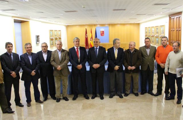 El presidente de la Comunidad, Alberto Garre se reúne con el Consejo Rector de FECOAM - 2, Foto 2