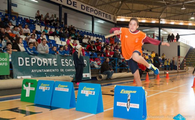 Casi 300 niños viven de cerca el atletismo - 3, Foto 3