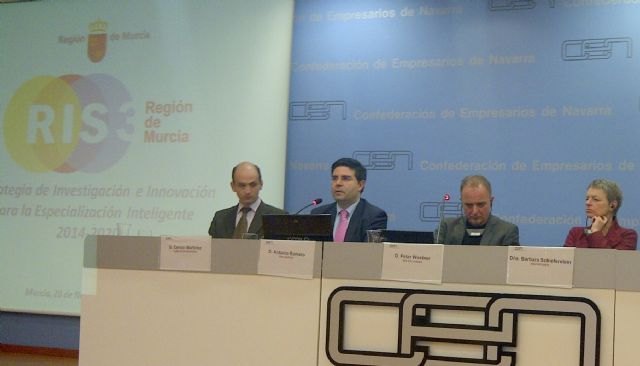 La Comunidad presenta su estrategia de innovación inteligente a los empresarios navarros para establecer líneas de cooperación - 1, Foto 1