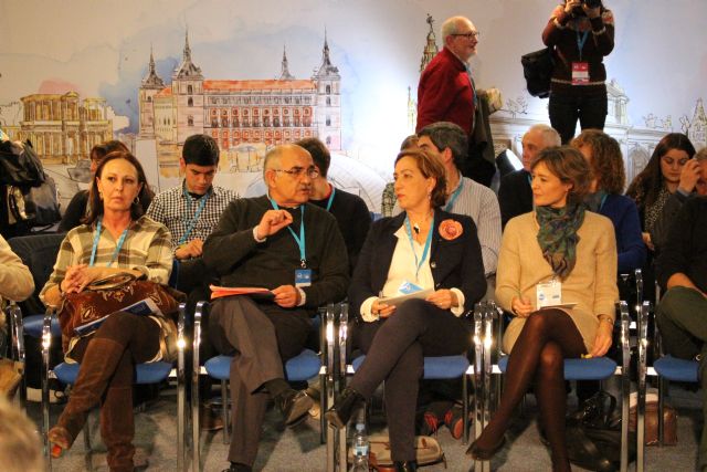 Alberto Garre: Han tenido que coincidir cinco presidentes autonómicos y un gobierno central del PP para recuperar la solidaridad constitucional sobre el agua - 2, Foto 2