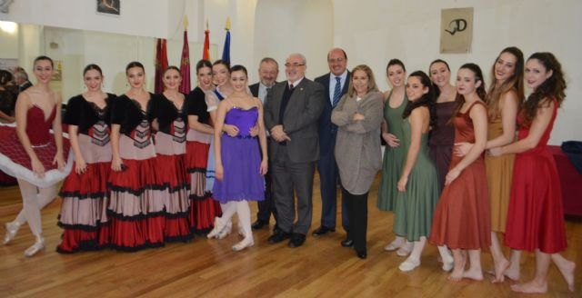 Educación y la UCAM colaboran para prevenir lesiones y mejorar la dieta de los alumnos del Conservatorio Profesional de Danza - 1, Foto 1