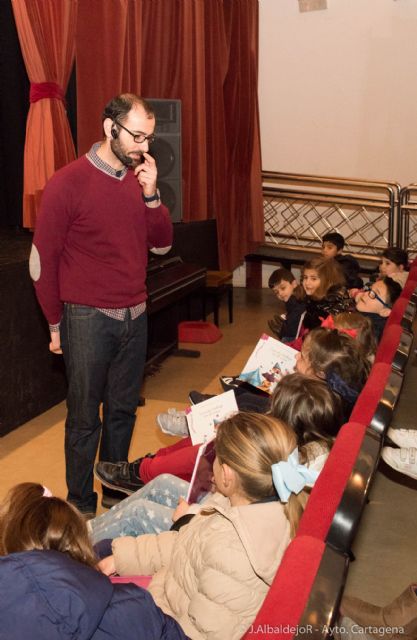 Roberto Aliaga se encuentra con su público en las bibliotecas municipales - 3, Foto 3