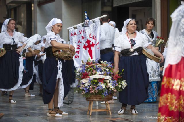 Festejos abre el plazo para incribirse en la Ofrenda Floral a la Patrona de la Ciudad - 1, Foto 1