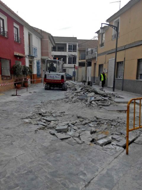 Comienza en Ceutí la renovación del pavimento de varias calles peatonales por importe de más de 102.000 euros - 2, Foto 2