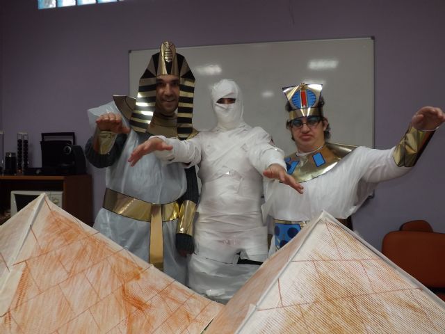Los usuarios del Centro Ocupacional recrean el Antiguo Egipto en Carnaval - 3, Foto 3