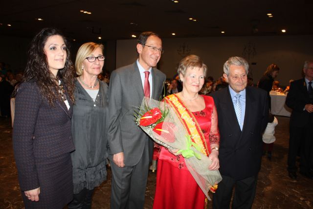 Josefa Guirao, de Los Alburquerques, elegida anoche Reina de los Mayores 2015 - 1, Foto 1