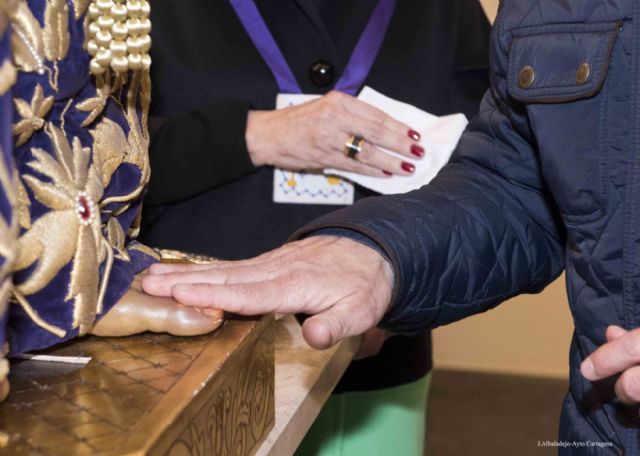 El besapié del Cristo de Medinaceli y el Miserere marrajos anuncian la Semana Santa - 1, Foto 1