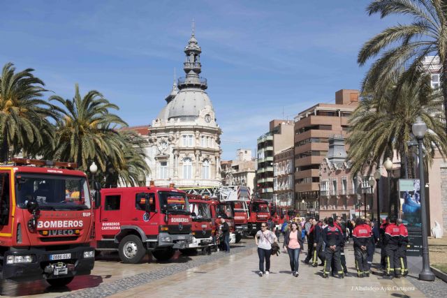 Los Bomberos de Cartagena se exhibieron para celebrar a su patrón - 5, Foto 5