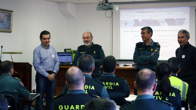 La Guardia Civil y la Comunidad Autónoma de la Región de Murcia se unen de nuevo para prevenir los riesgos policiales a través de las nuevas tecnologías - 4, Foto 4