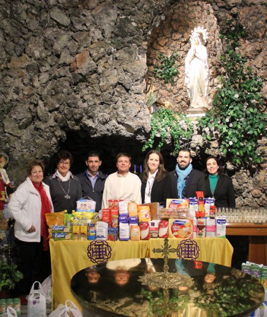 El Ayuntamiento pone en marcha una Campaña Solidaria de Recogida de Alimentos en colaboración con las Cofradías de Semana Santa - 1, Foto 1