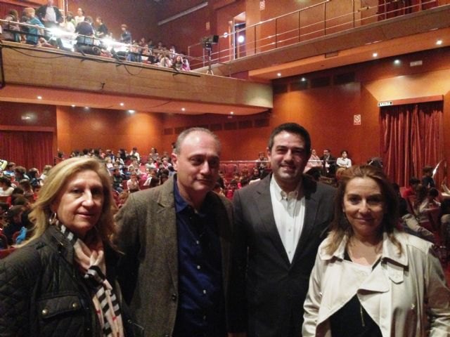 Más de 1.600 alumnos de Primaria y Secundaria se acercan a la danza de la mano de los estudiantes del conservatorio - 1, Foto 1