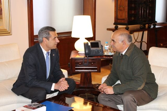 El presidente Garre destaca la trayectoria de la Facultad de Química y su contribución al progreso de la Región - 1, Foto 1