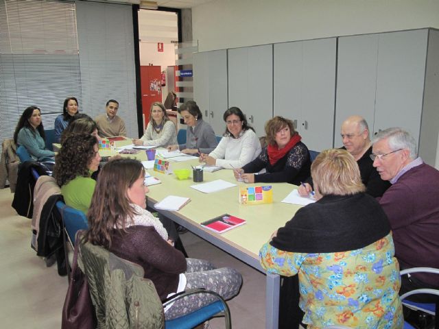 Una Escuela Abierta a otras Culturas se plantea nuevas metodologías - 1, Foto 1