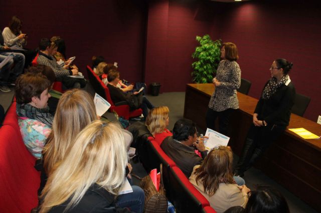 Más de una treintena de mujeres han finalizado con éxito los dos cursos desarrollados por Igualdad y la Asociación Agua y Tierra - 5, Foto 5