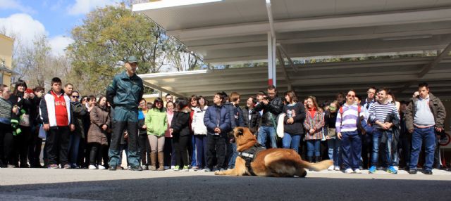 La Guardia Civil abre sus puertas a la Asociacin para personas con Sndrome de Down ASSIDO - 2