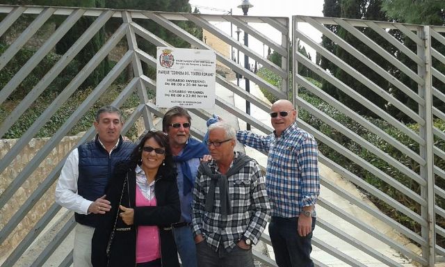 Puertas cerradas y rincones emblemáticos del casco histórico en estado lamentable a 7 días del inicio de las fiestas - 1, Foto 1