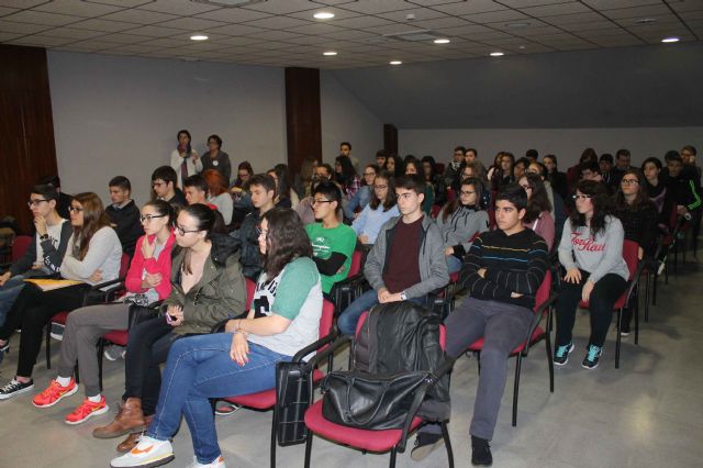 Dos trabajos de escolares jumillanos son seleccionados entre las obras ganadoras del I Certamen Literario organizado por Hidrogea - 1, Foto 1