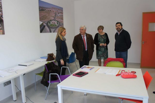 Siete personas ya reciben asistencia en el Centro de Día para enfermos de Alzheimer y otras demencias Miguel Marín Padilla - 5, Foto 5