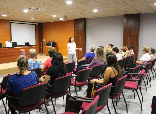 Igualdad impulsa cuatro cursos para los meses de abril y mayo de muy diversa temática - 1, Foto 1